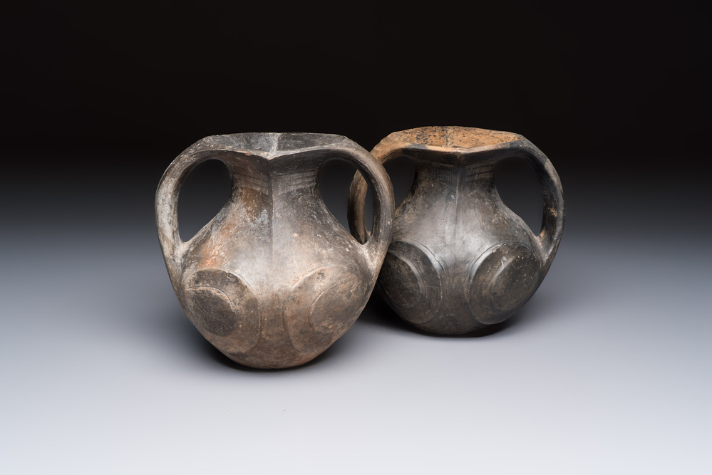 Two Chinese Sichuan black burnished pottery amphoras, Han
