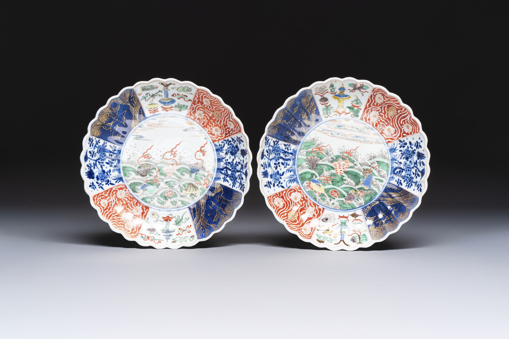 A pair of Chinese famille verte 'Sea Creatures' lobed plates, Kangxi