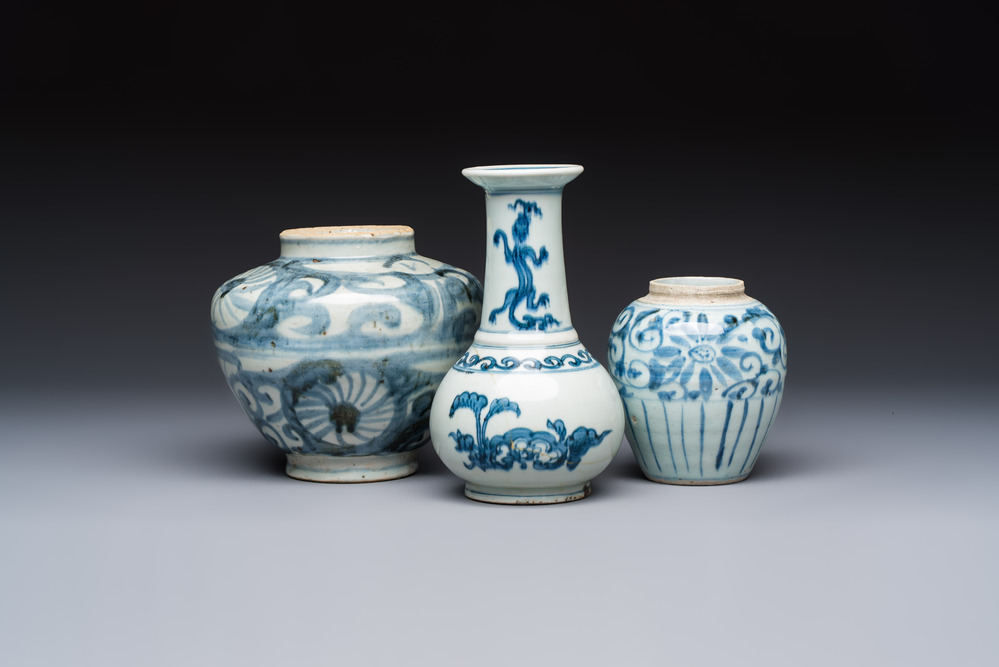 Two Chinese blue and white jars, Ming, and a Japanese blue and white vase, possibly Edo, 18th C.
