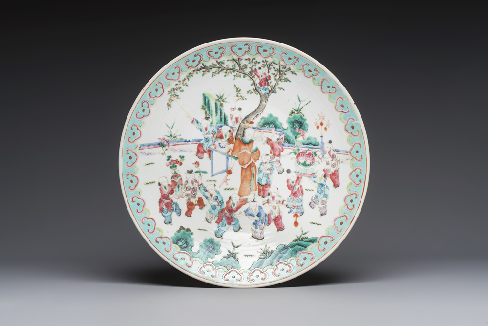 A large Chinese famille rose '100 boys' dish, 19th C.