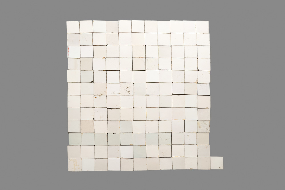 133 plain white Dutch Delft tiles, so called 'witjes', 18/19th C.