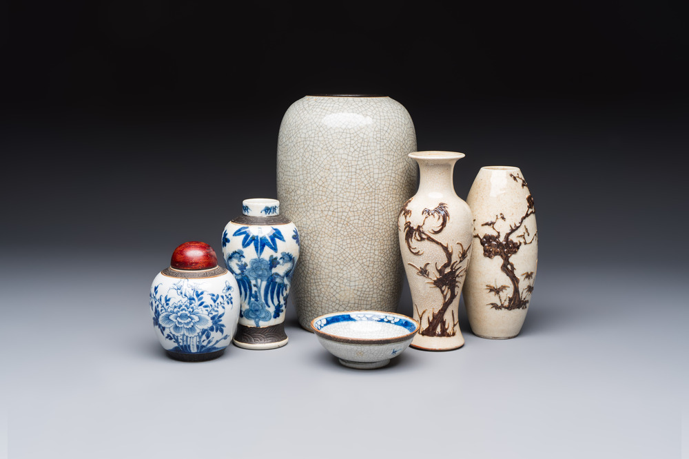 Three Chinese Nanking crackle-glazed vases, a blue and white vase, a bowl and a jar with a wooden cover, Yongzheng and Chenghua marks, 19th C.