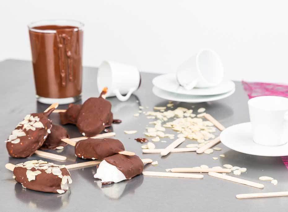 Chokladdoppade glasspinnar