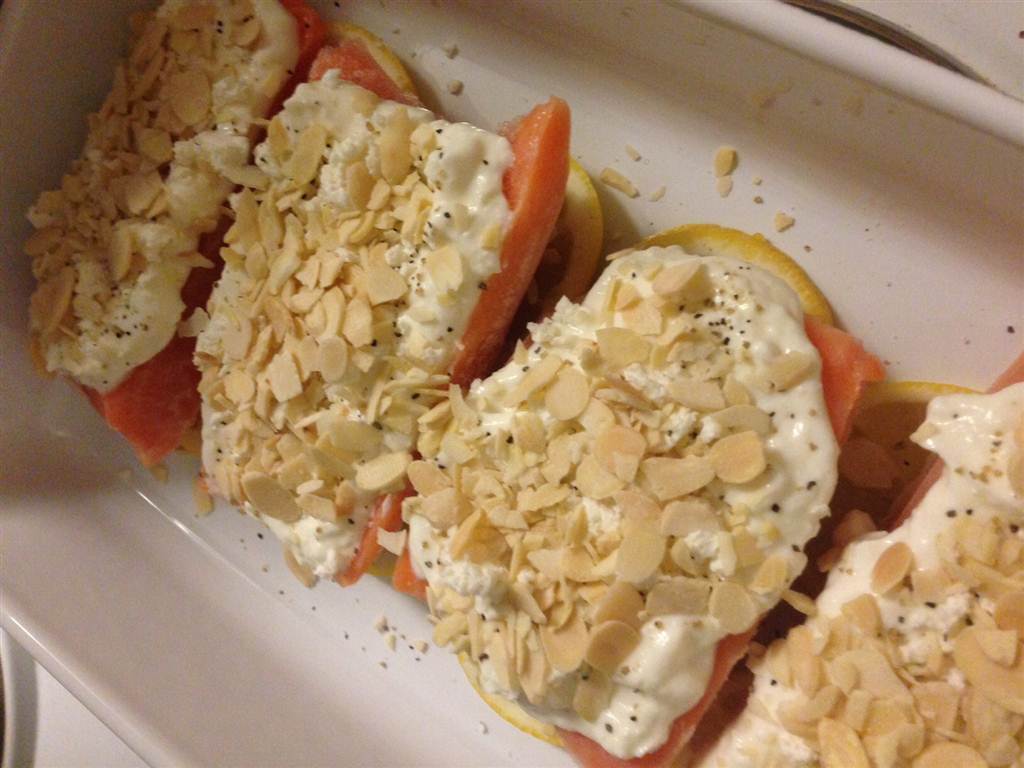 Citronlax med fetaost och mandel