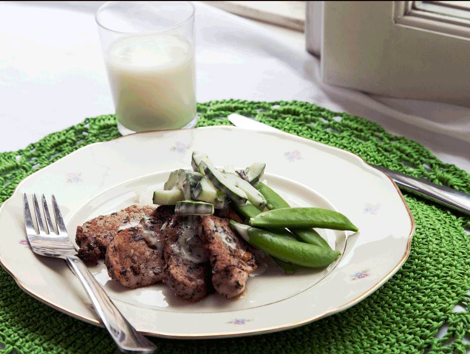 Eriks örtstekta fläskfilé med fransk vitlöksdressing