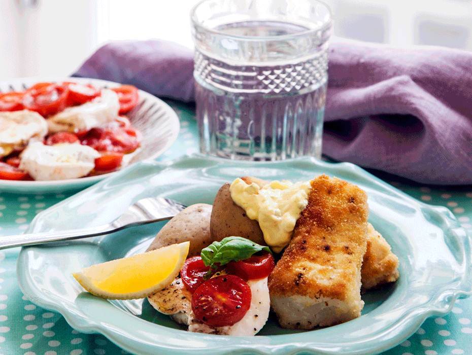 Eriks panerade torskfilé med remouladsås