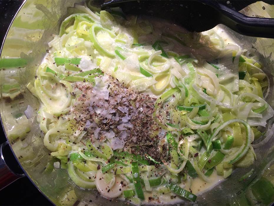 Gräddstuvad purjolök – fantastiskt enkelt och gott tillbehör