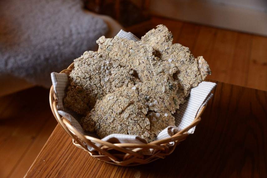 Kikärtsknäckebröd. Gluten- och mjölkfritt