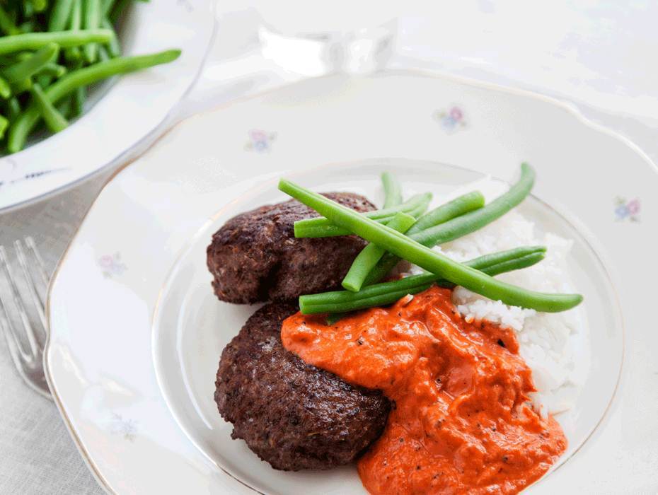 Puttes pannbiffar i tomatsås