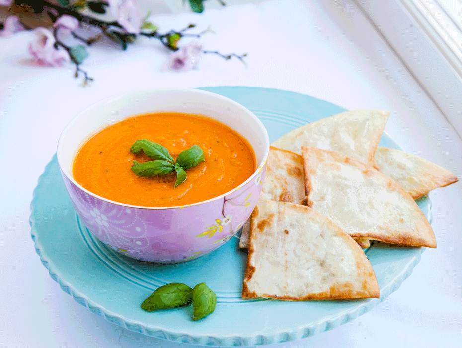 Tastelines populära tomatsoppa med linser och sötpotatis