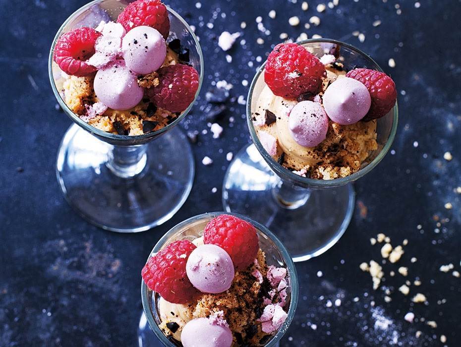 Vit chokladmousse med lakrits