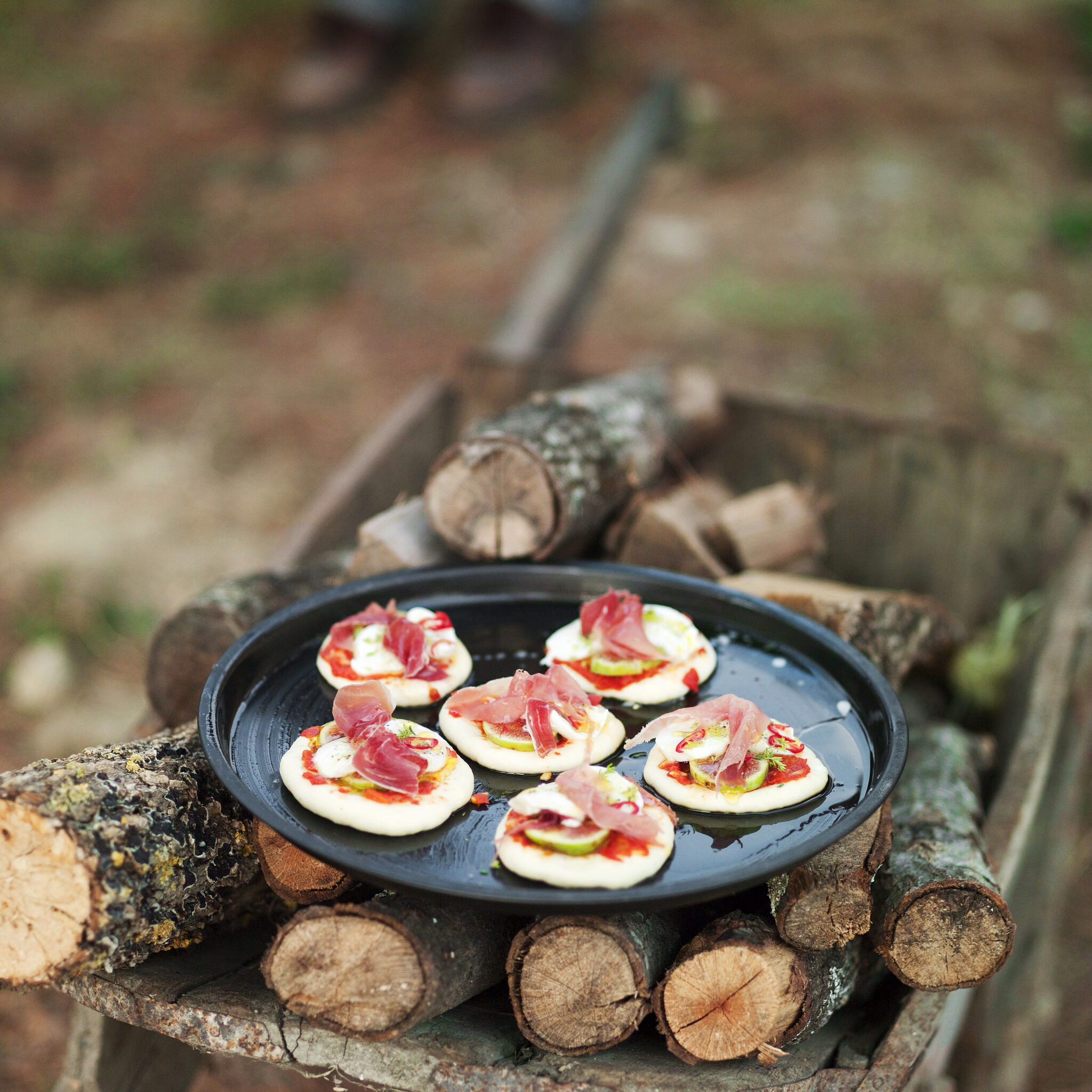 Pizza al prosciutto e fichi
