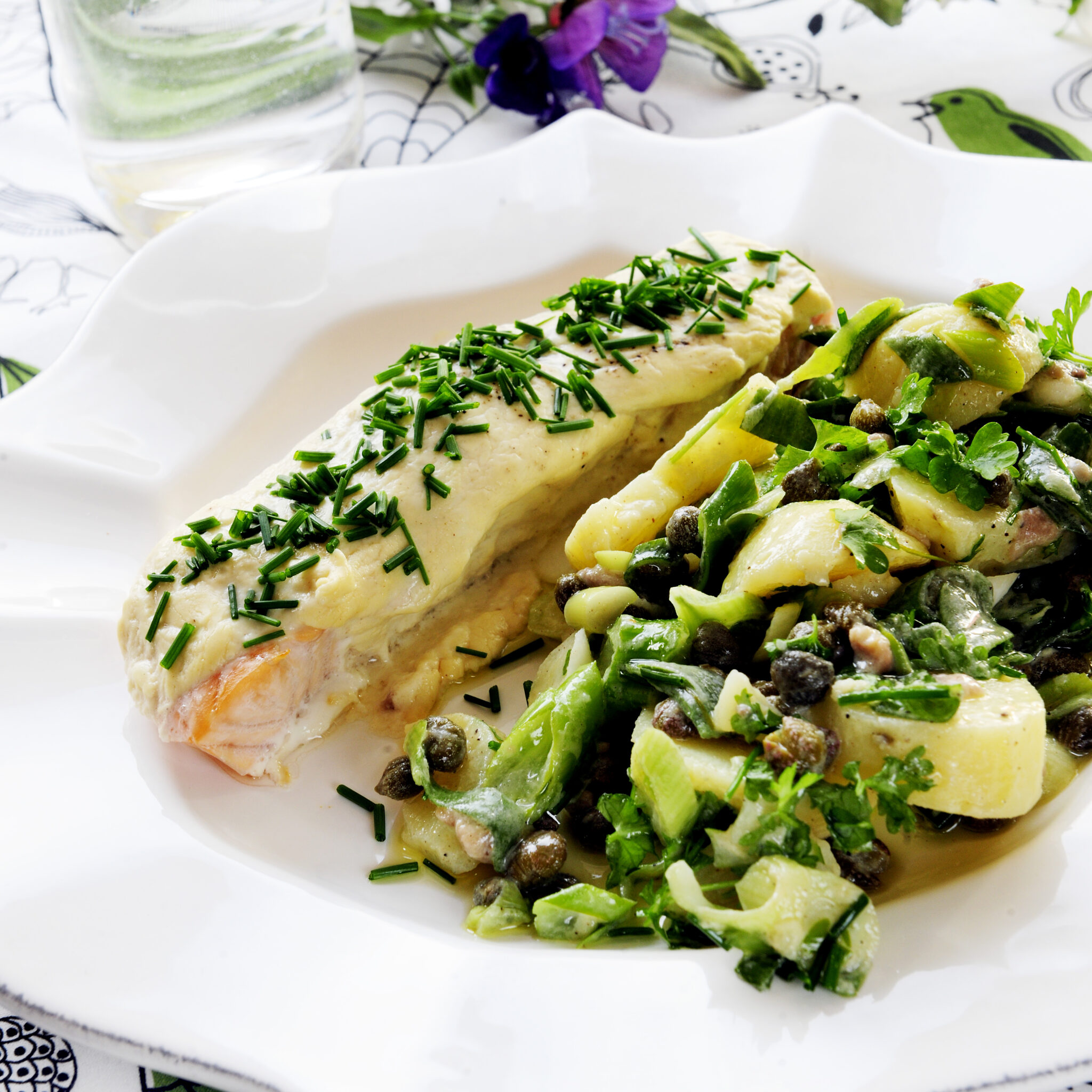 Ugnsbakad senapslax med potatissallad