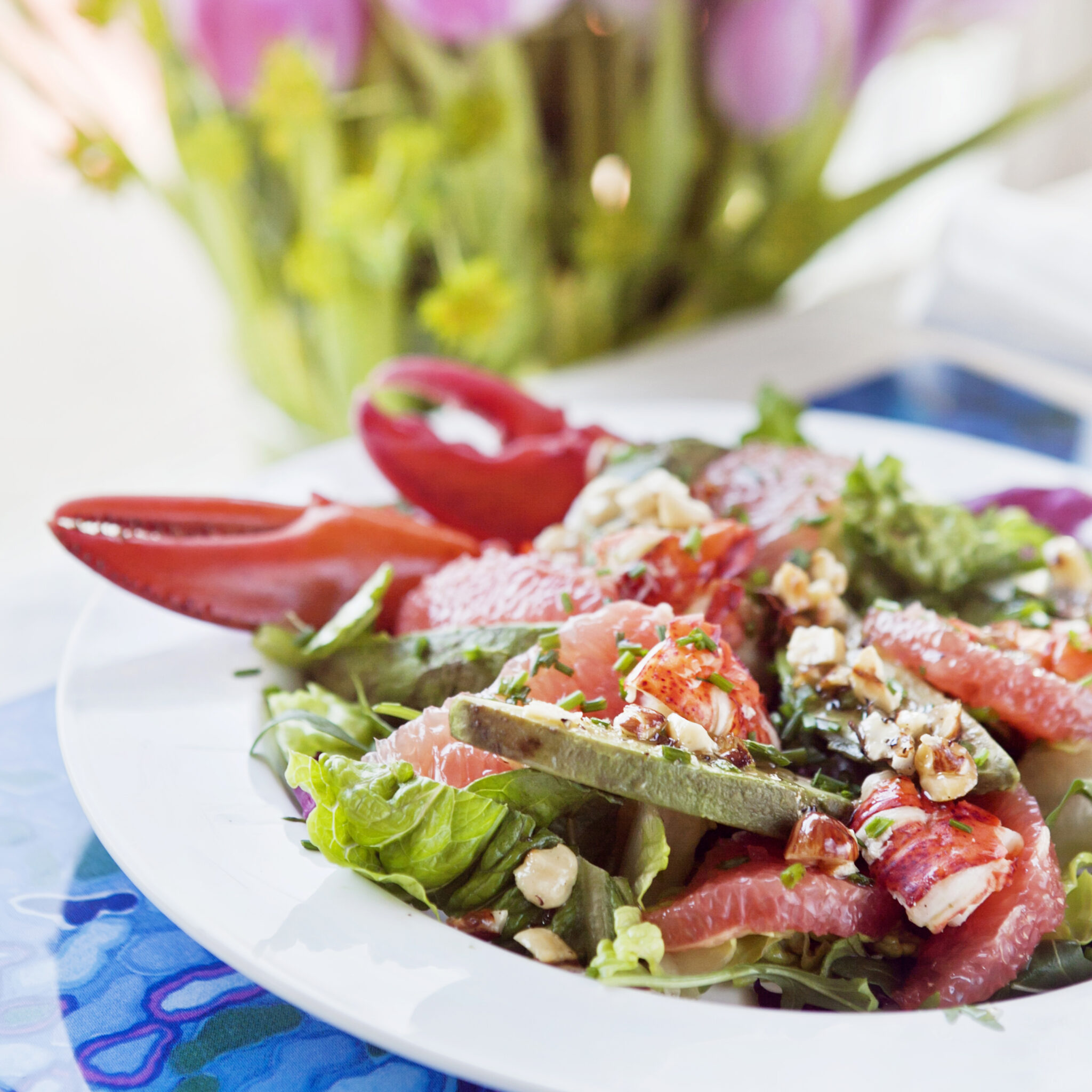 Hummersallad med grapefrukt och avokado
