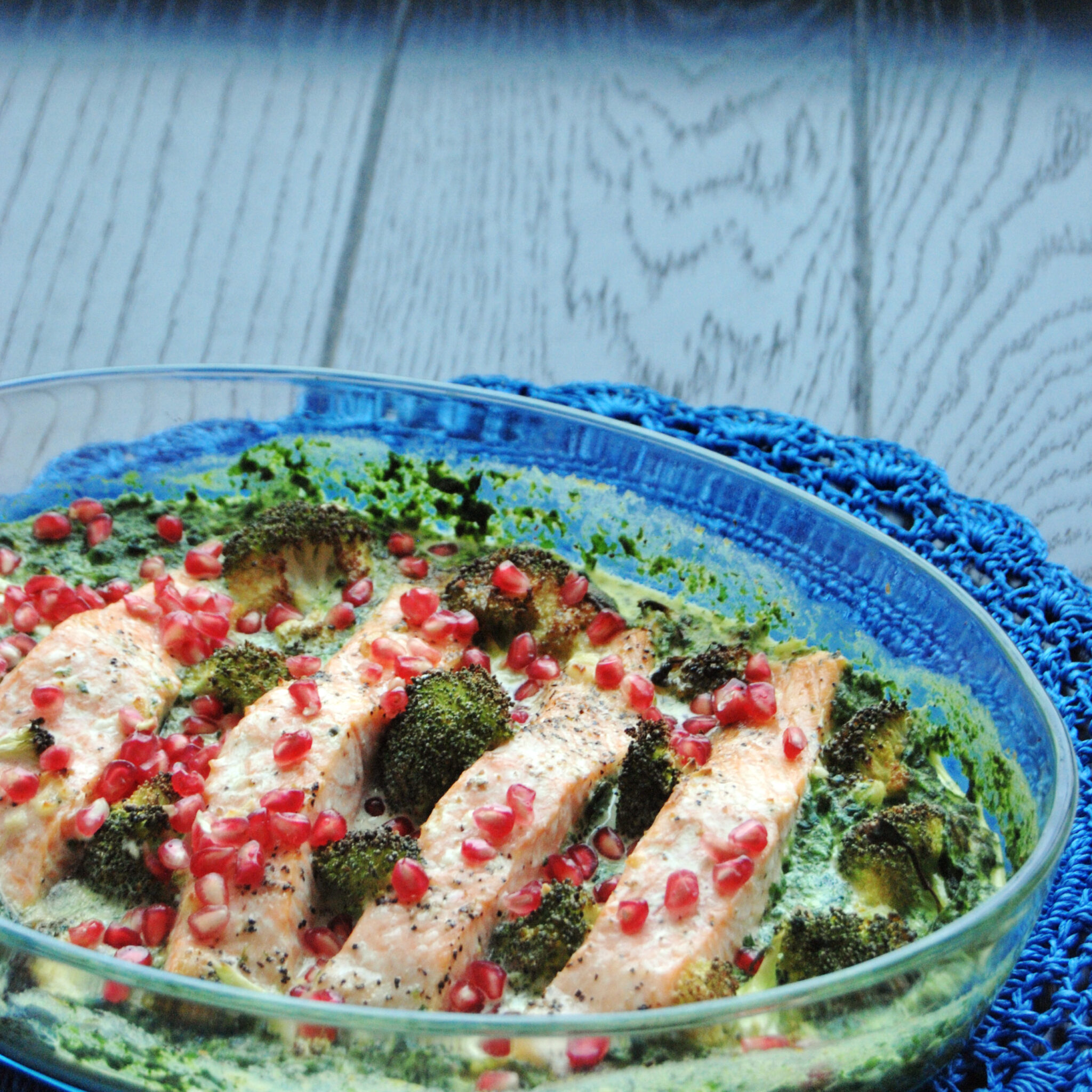 Lax med granatäppeltäcke  & matvete