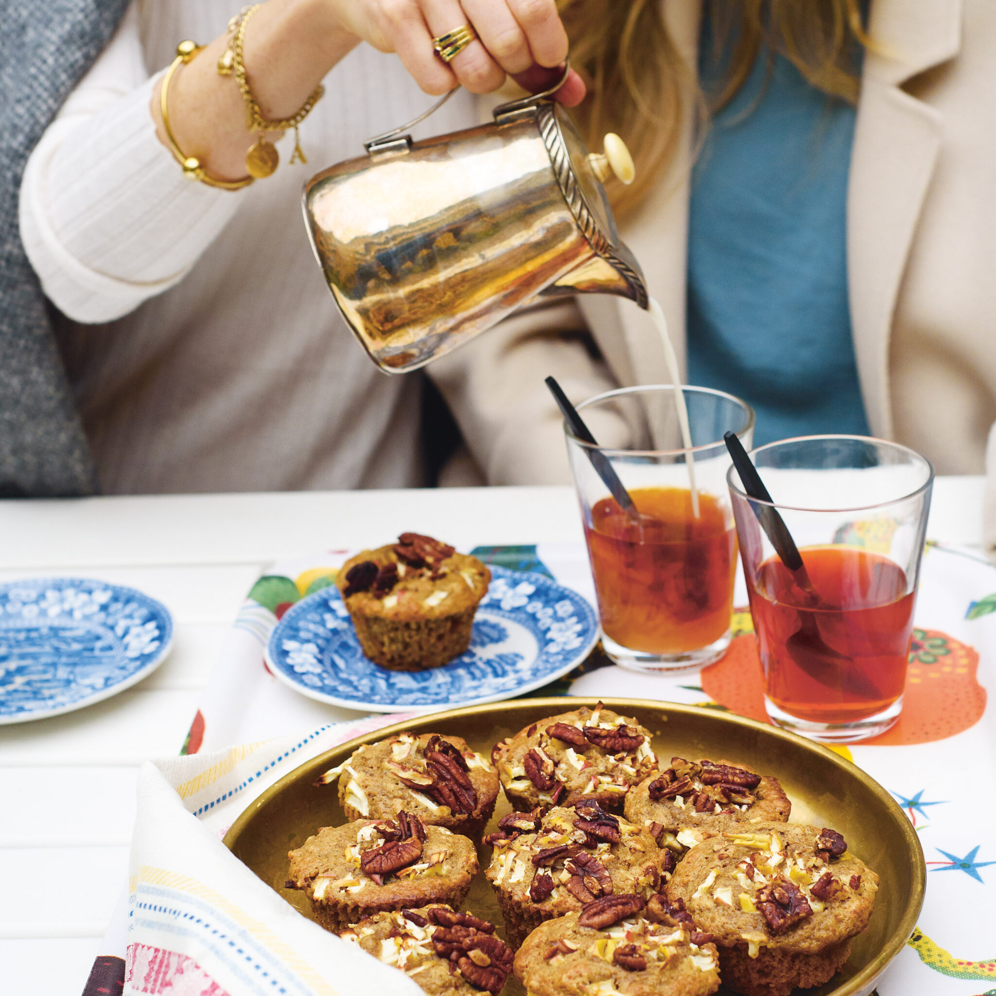 Saftiga kanel- äpplemuffins