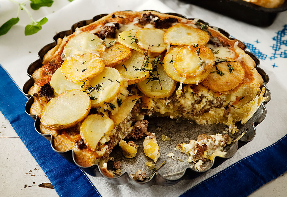 Krämig lammfärspaj med potatislock