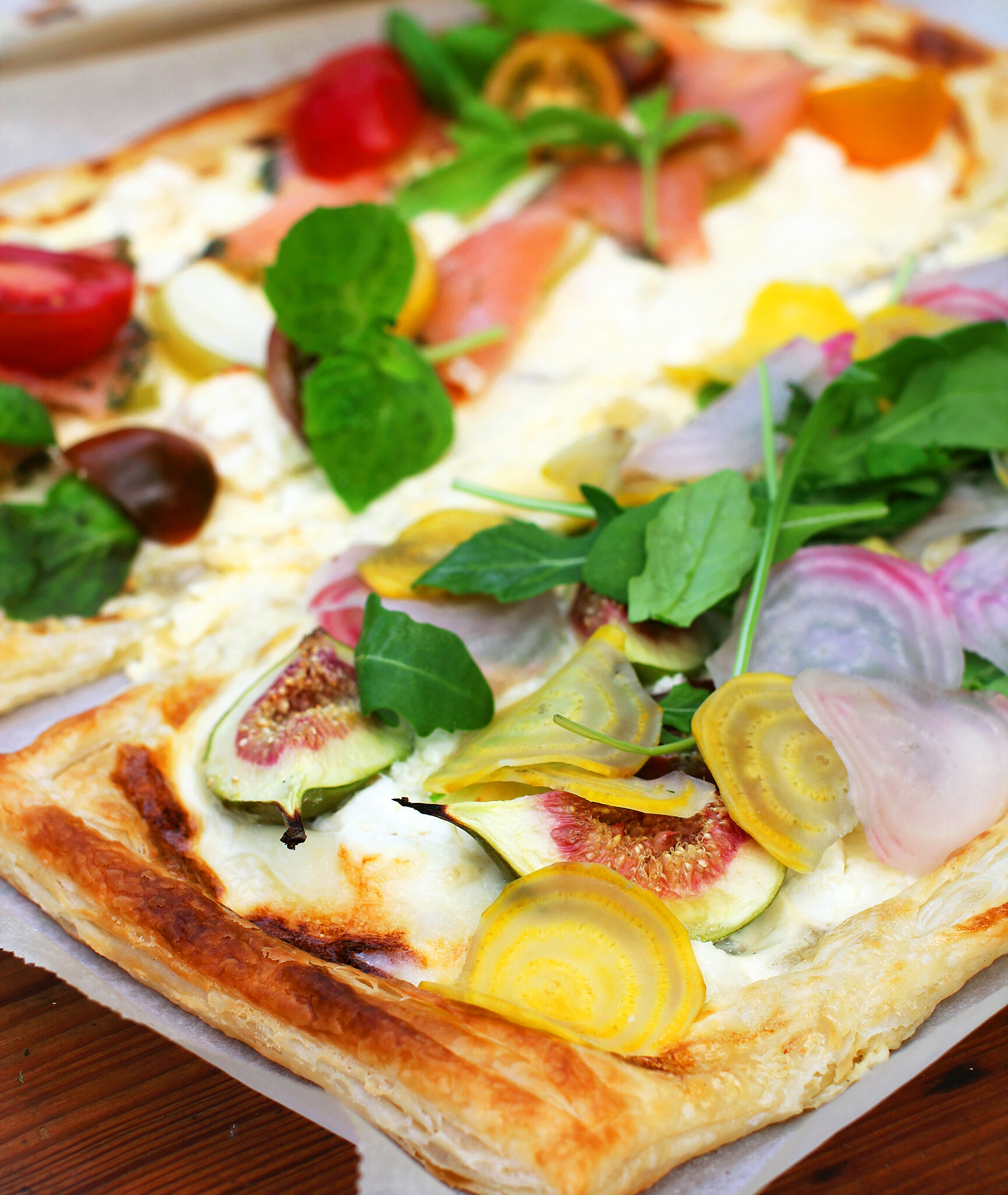 Underbara smördegspizzor