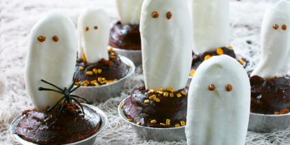 Halloweenmuffins med marängspöken