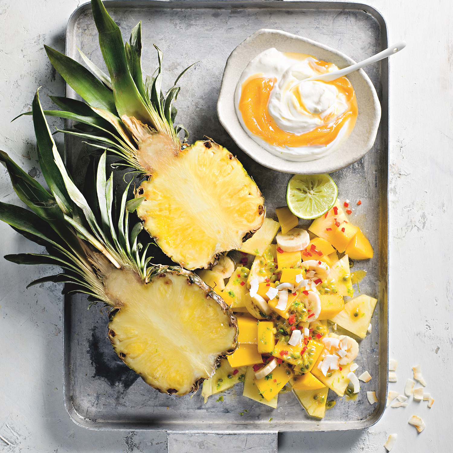 Exotisk frukt med curdyoghurt